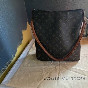 Louis Vuitton Monogram Looping GM